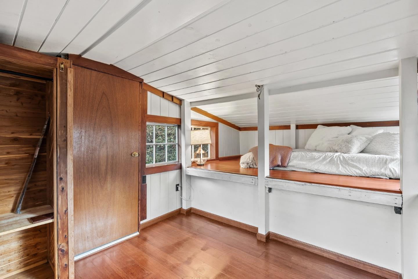 Scotts Valley, California, 95066, United States, 1 Bedroom Bedrooms, ,1 BathroomBathrooms,Residential,For Sale,2002288