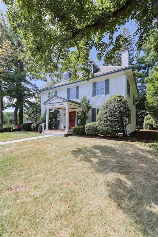 Newton, Massachusetts, 02465, United States, 5 Bedrooms Bedrooms, ,3 BathroomsBathrooms,Residential,For Sale,1939012