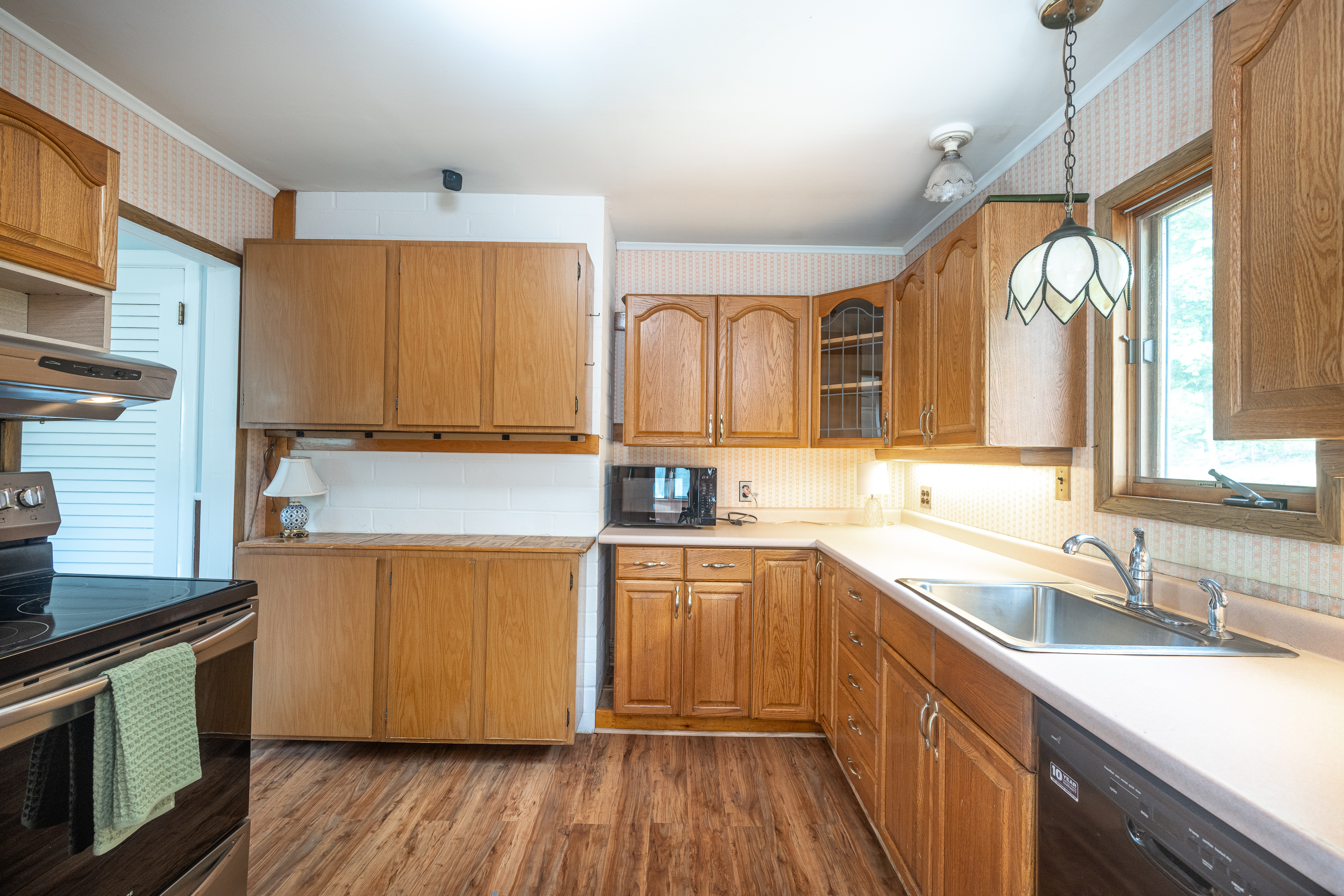  Ranch Style Home in Huntington Neighborhood - 物件實景