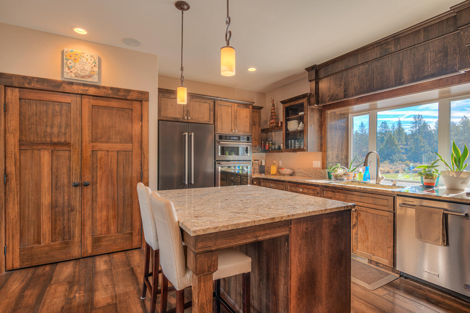 Bend, Oregon, 97703, United States, 3 Bedrooms Bedrooms, ,3 BathroomsBathrooms,Residential,For Sale,1984485