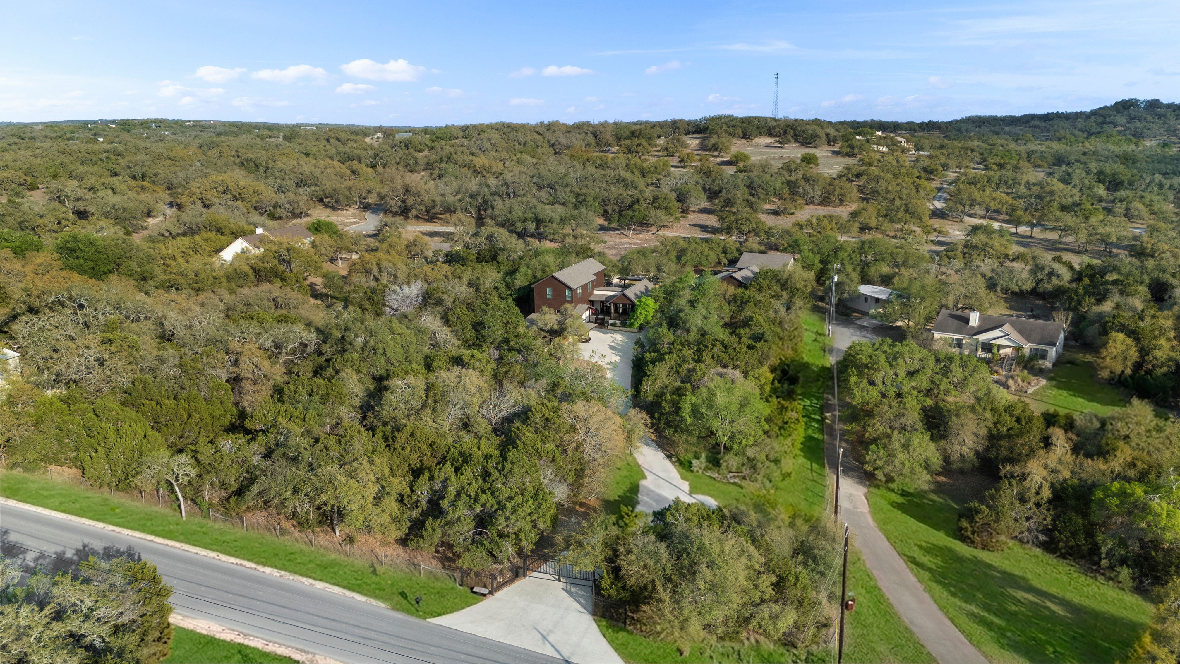  Spring Branch Luxury on 2.3 Acres - 物件實景