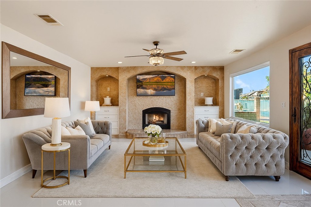 Victorville, California, 92395, United States, 4 Bedrooms Bedrooms, ,3 BathroomsBathrooms,Residential,For Sale,1991759