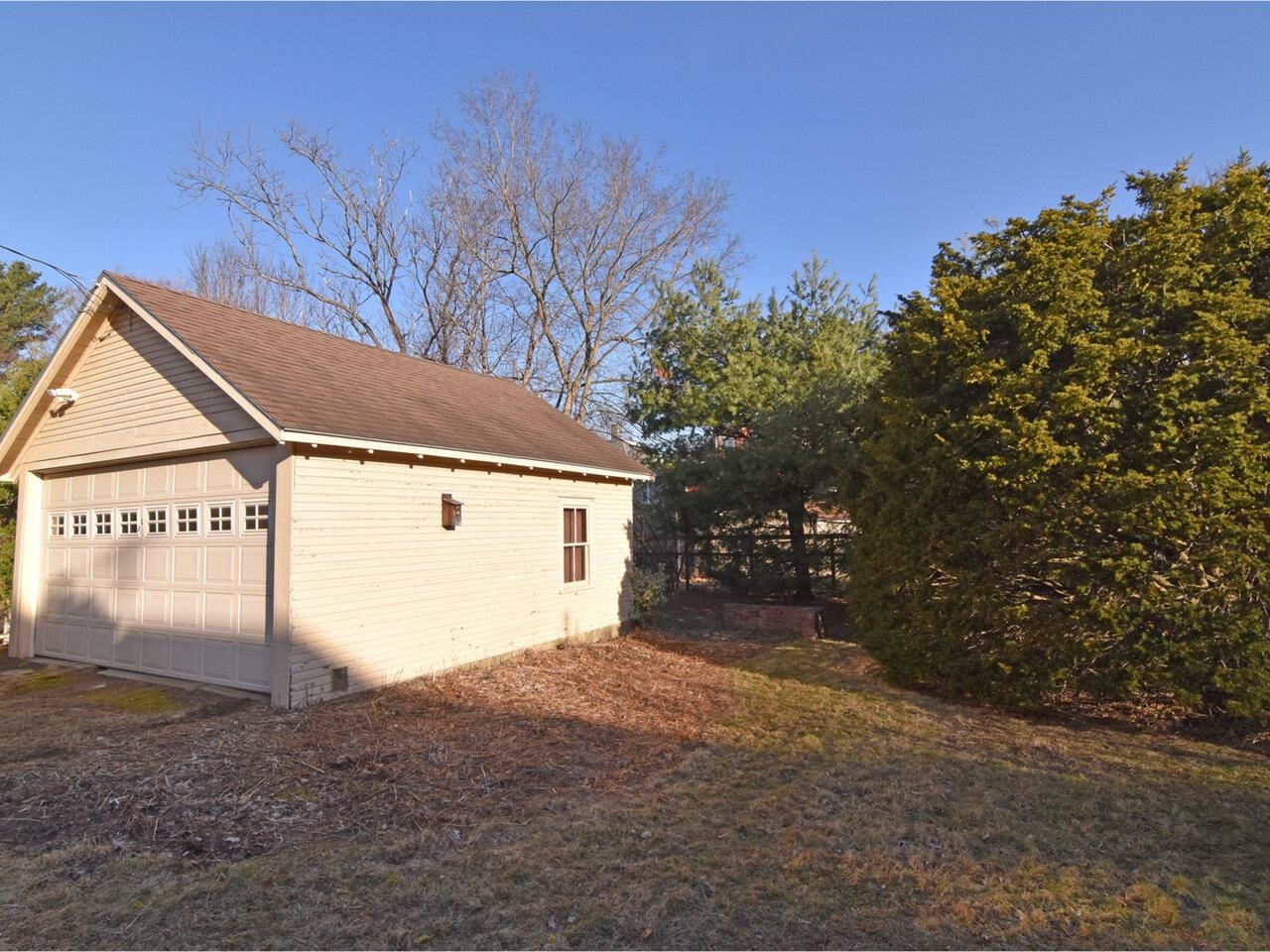 Burlington, Vermont, 05401, United States, 2 Bedrooms Bedrooms, ,2 BathroomsBathrooms,Residential,For Sale,1787470