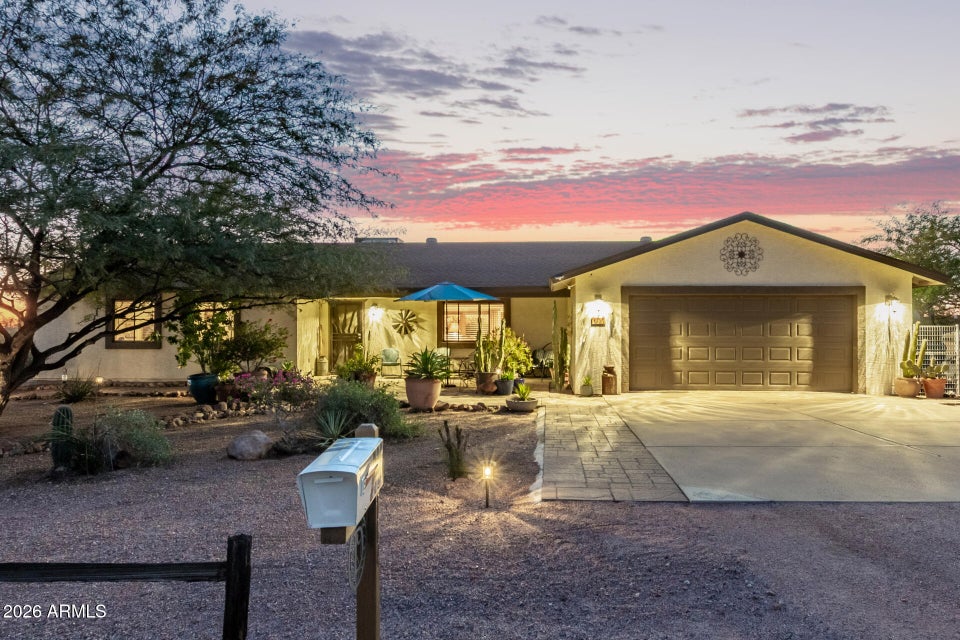 Apache Junction, Arizona, 85119, United States, 3 Bedrooms Bedrooms, ,2 BathroomsBathrooms,Residential,For Sale,2010320