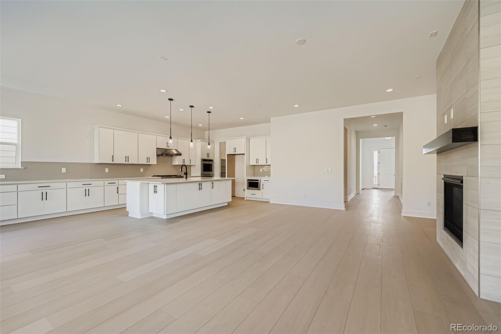 Castle Rock, Colorado, 80104, United States, 2 Bedrooms Bedrooms, ,2 BathroomsBathrooms,Residential,For Sale,1902187