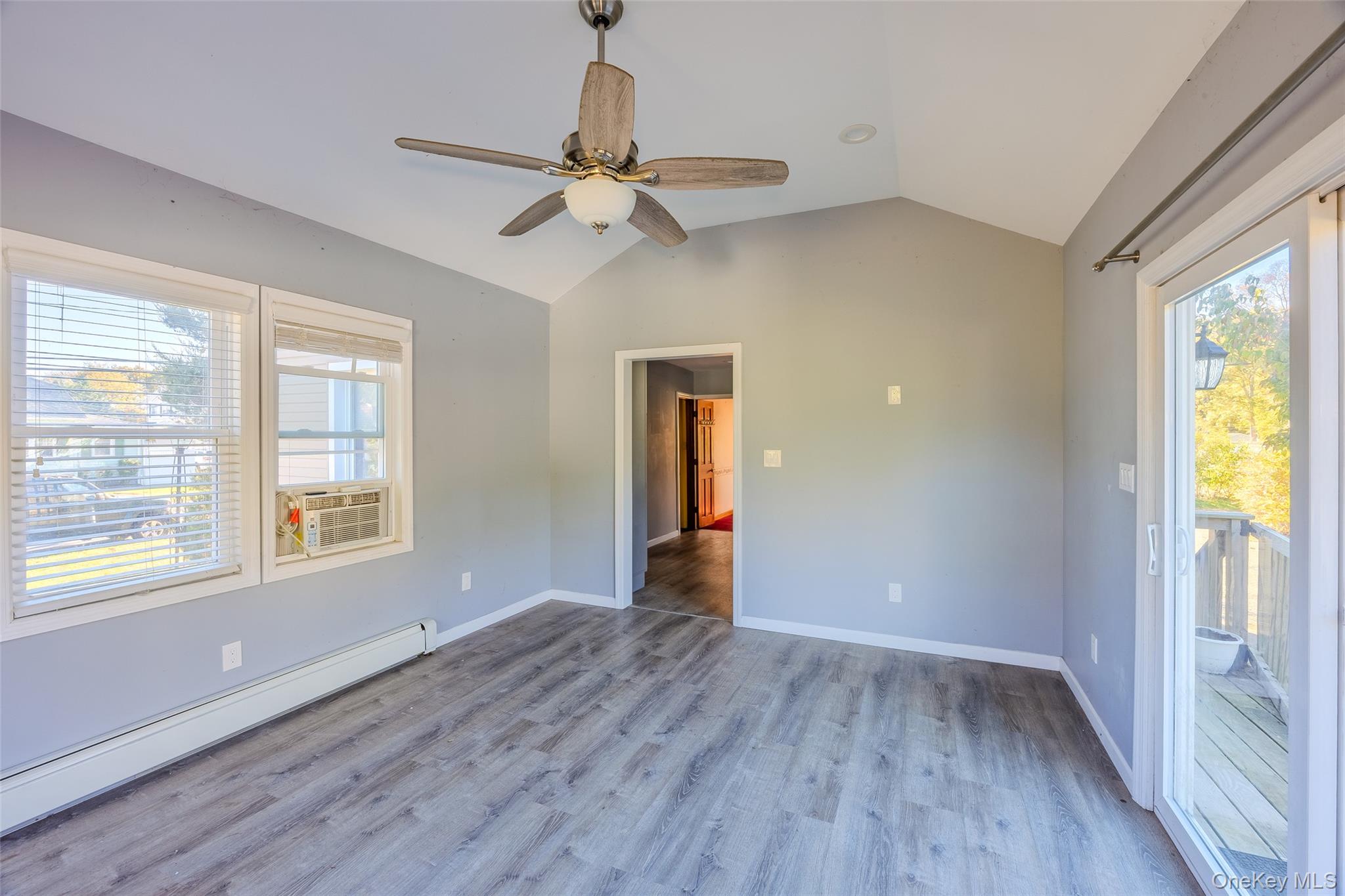 Islip Terrace, New York, 11752, United States, 3 Bedrooms Bedrooms, ,2 BathroomsBathrooms,Residential,For Sale,2006147