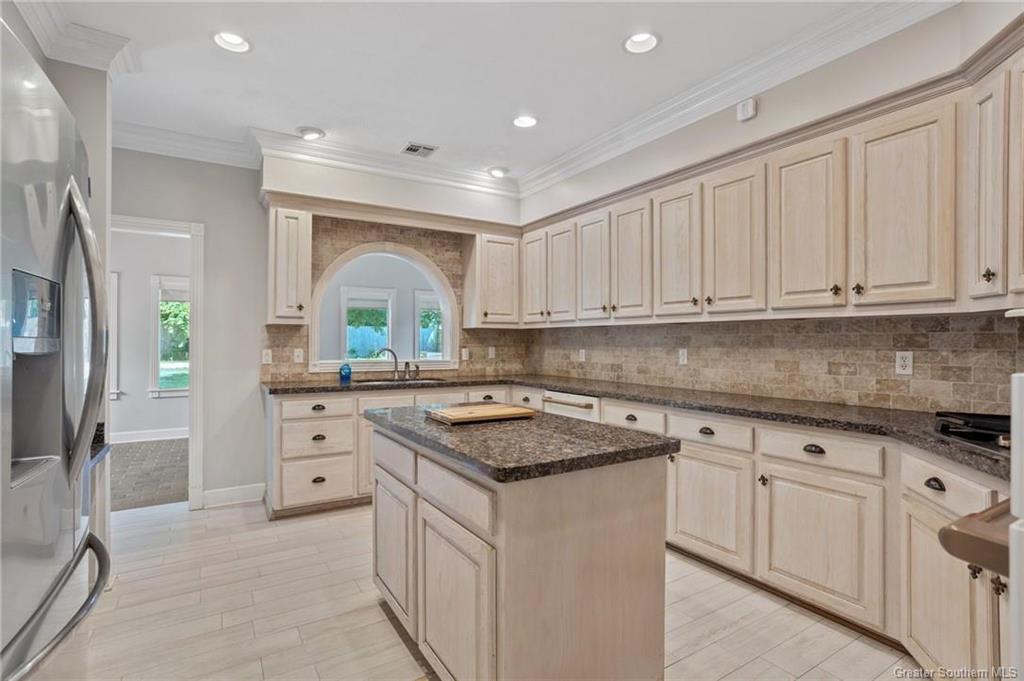 Lake Charles, Louisiana, 70605, United States, 5 Bedrooms Bedrooms, ,3 BathroomsBathrooms,Residential,For Sale,1916466
