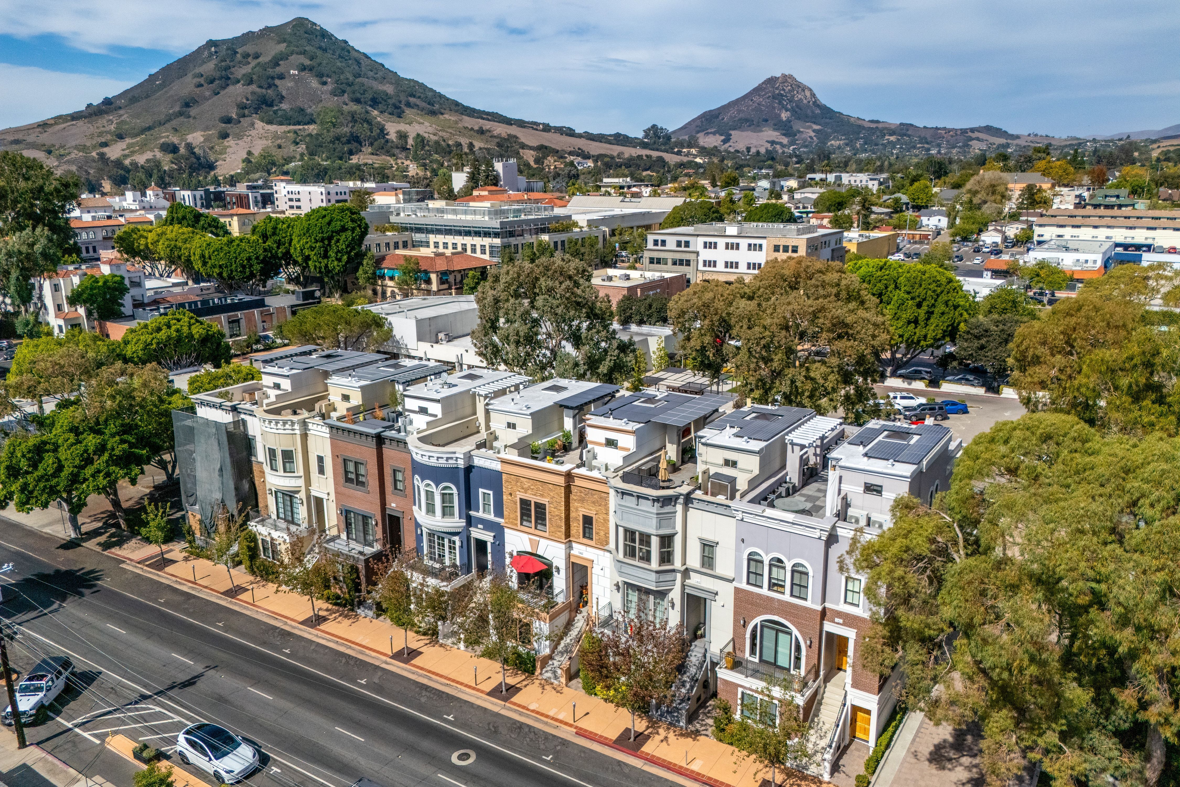 Classic Brownstone Architecture Meets Sophisticated Contemporary Living - 物件實景