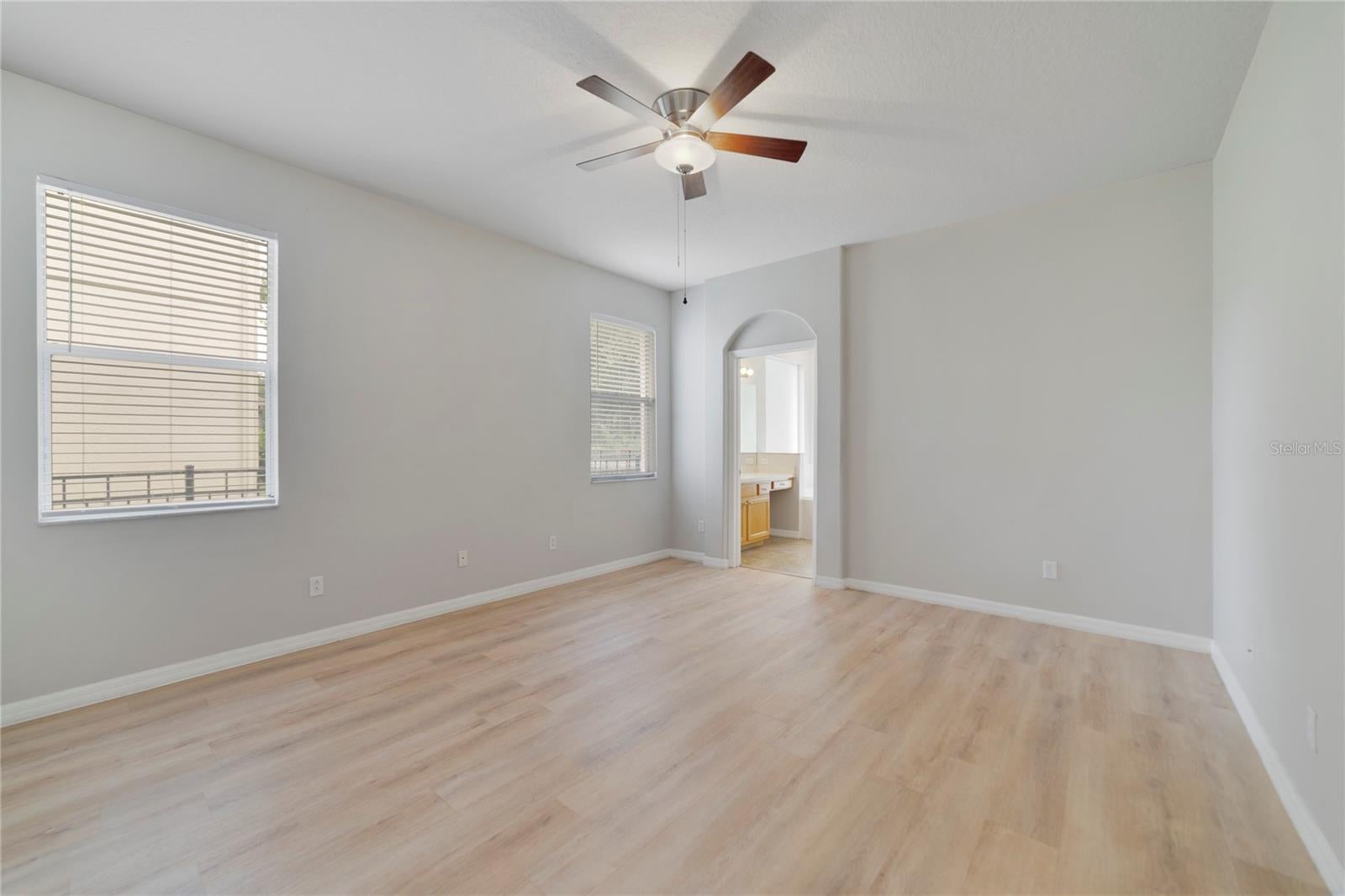 WINDERMERE, Florida, 34786, United States, 4 Bedrooms Bedrooms, ,3 BathroomsBathrooms,Residential,For Sale,1888197