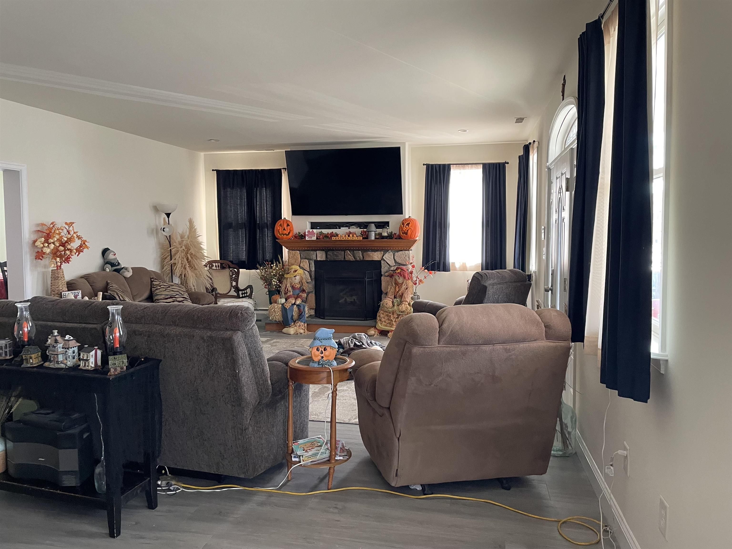 Wildwood Crest, New Jersey, 08260-1307, United States, 5 Bedrooms Bedrooms, ,2 BathroomsBathrooms,Residential,For Sale,1982294