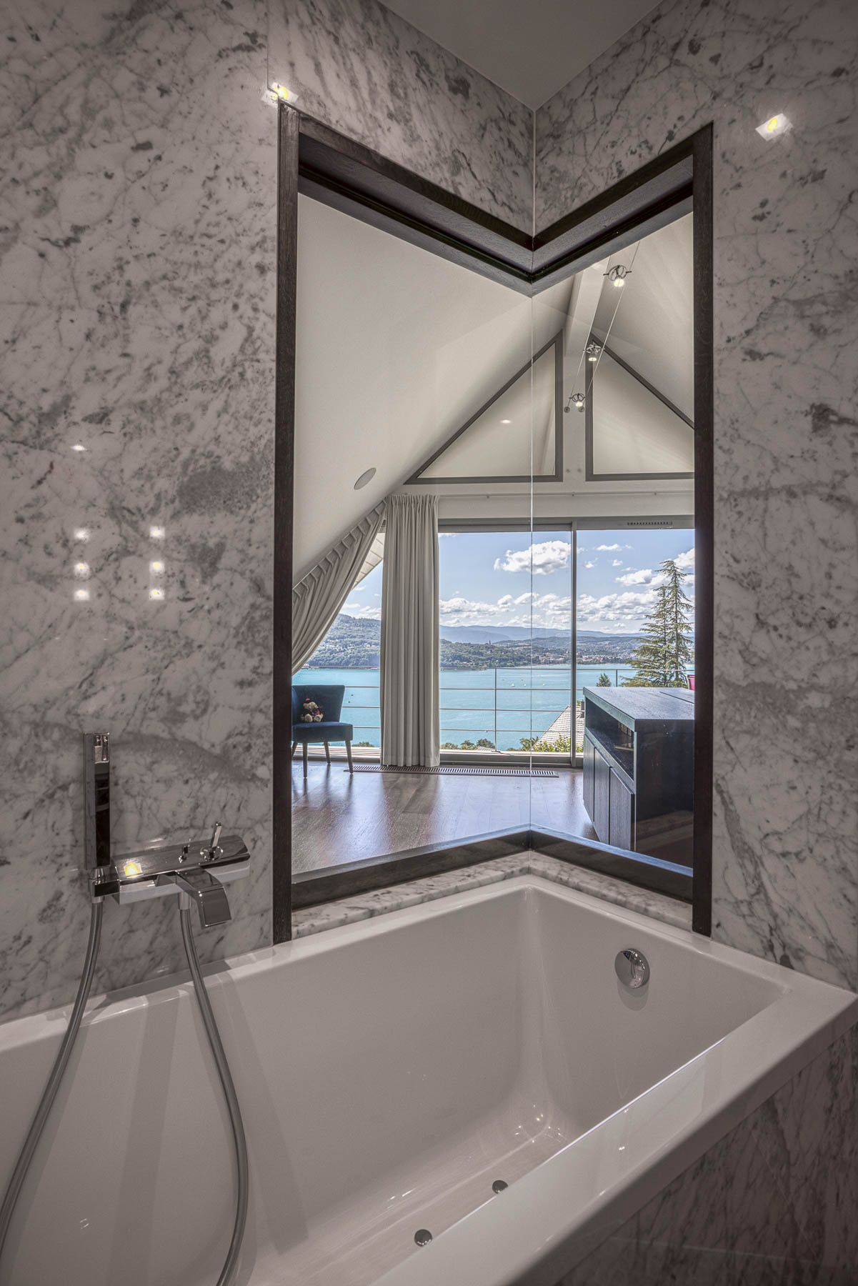  An exceptional property with panoramic view over Lake Annecy - 物件實景