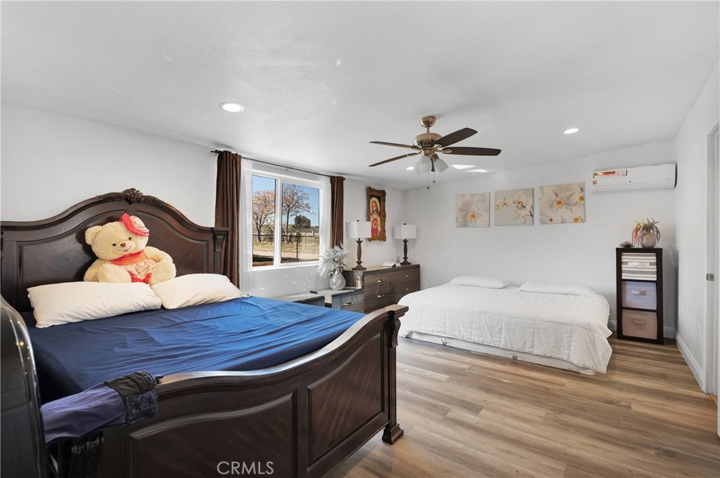 Hesperia, California, 92345, United States, 4 Bedrooms Bedrooms, ,3 BathroomsBathrooms,Residential,For Sale,1980738