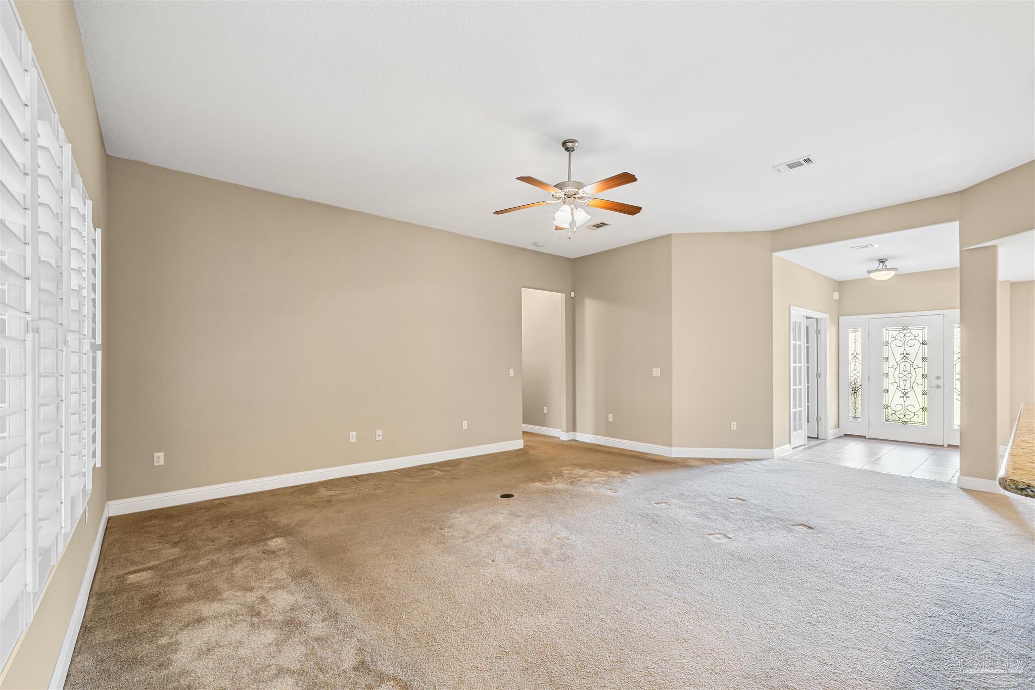 Navarre, Florida, 32566, United States, 4 Bedrooms Bedrooms, ,3 BathroomsBathrooms,Residential,For Sale,1892074