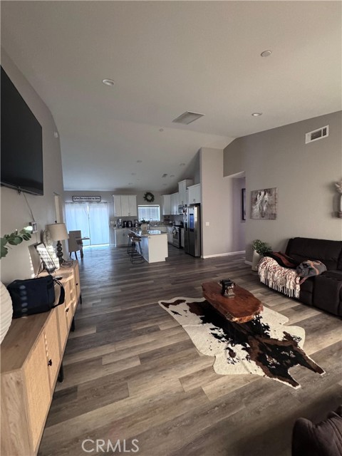 Hesperia, California, 92345, United States, 4 Bedrooms Bedrooms, ,3 BathroomsBathrooms,Residential,For Sale,1983476