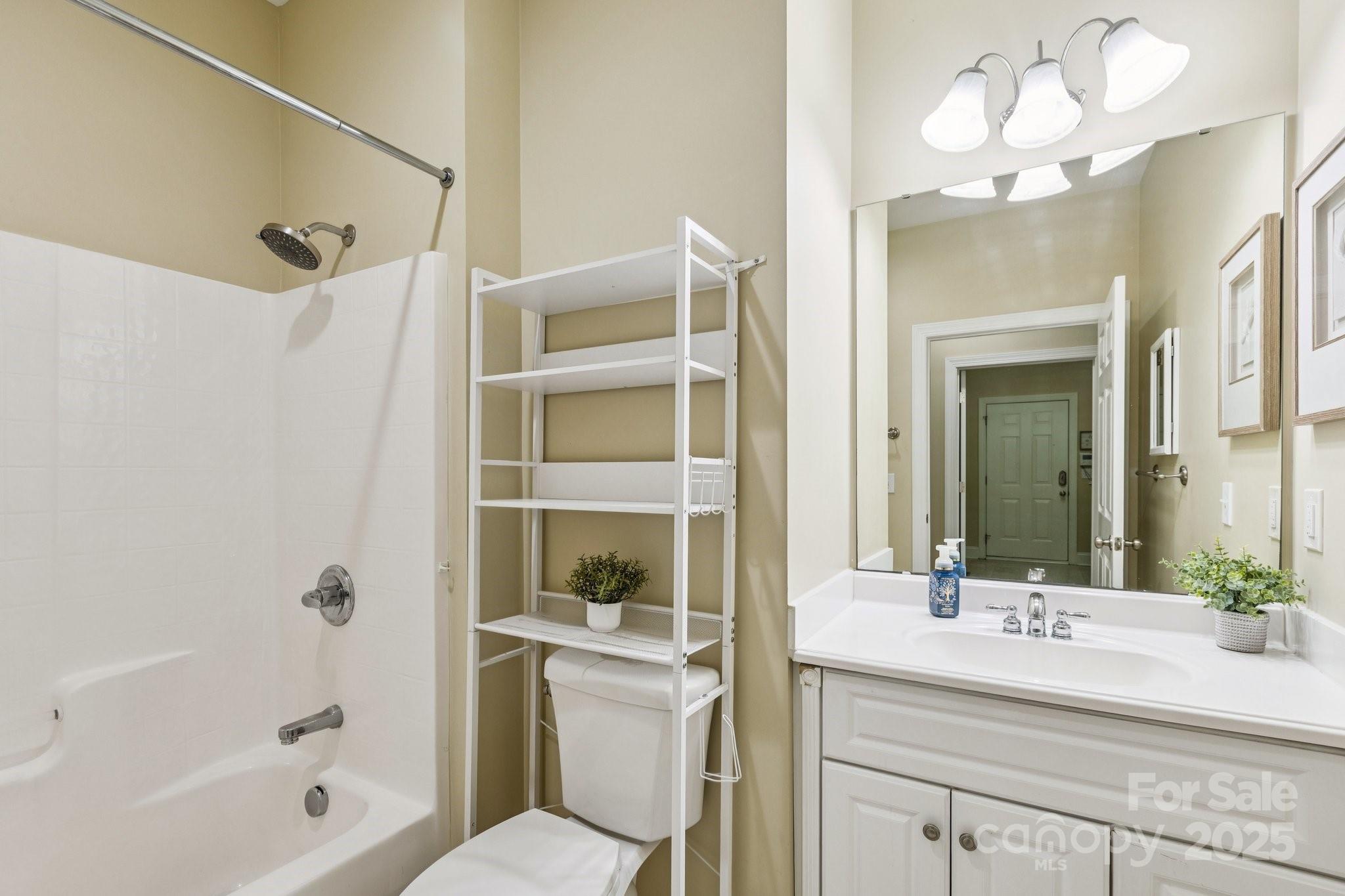 Waxhaw, North Carolina, 28173, United States, 3 Bedrooms Bedrooms, ,3 BathroomsBathrooms,Residential,For Sale,1911219