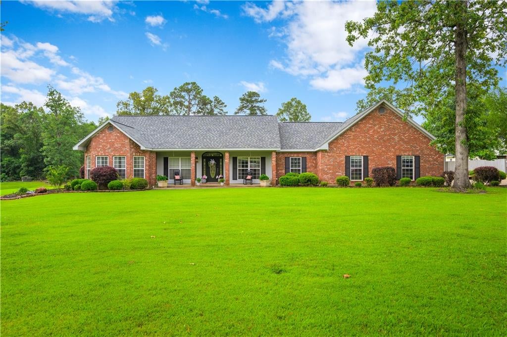 Jena, Louisiana, 71342, United States, 3 Bedrooms Bedrooms, ,3 BathroomsBathrooms,Residential,For Sale,2049158