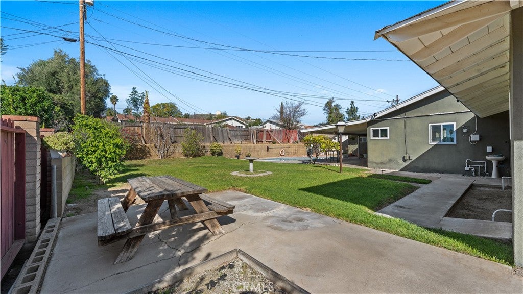 Jurupa Valley, California, 92509, United States, 4 Bedrooms Bedrooms, ,3 BathroomsBathrooms,Residential,For Sale,2012120