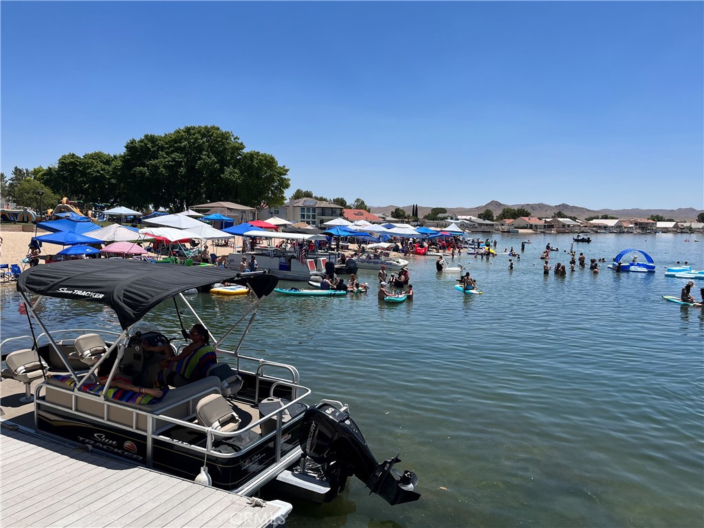 Helendale, California, 92342, United States, 4 Bedrooms Bedrooms, ,4 BathroomsBathrooms,Residential,For Sale,1991488