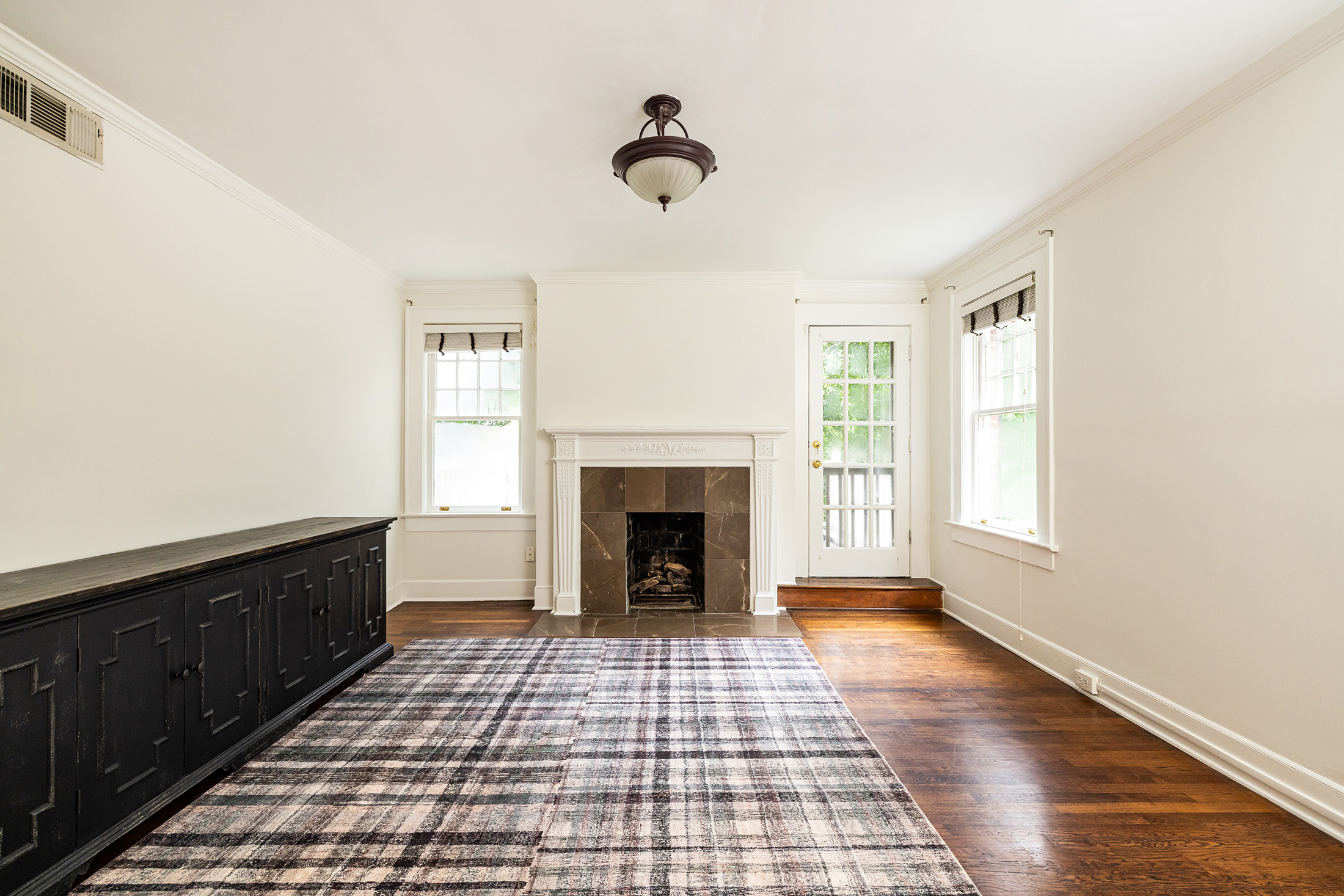 Morningside Duplex Offers Character, Location and Financial Flexibility - 物件實景
