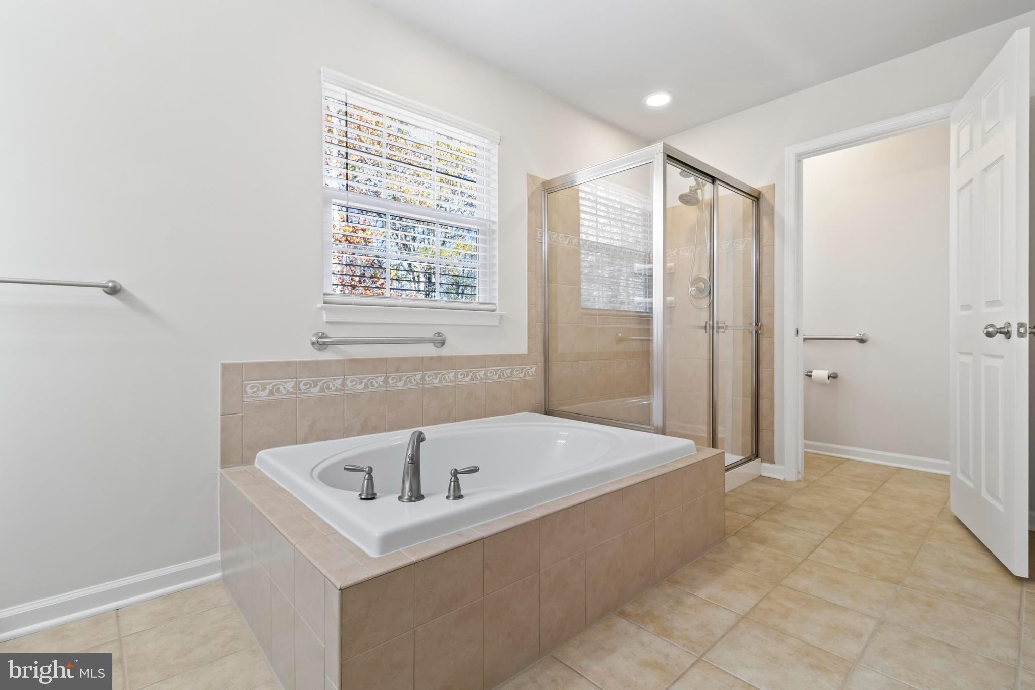 La Plata, Maryland, 20646, United States, 4 Bedrooms Bedrooms, ,4 BathroomsBathrooms,Residential,For Sale,1990810