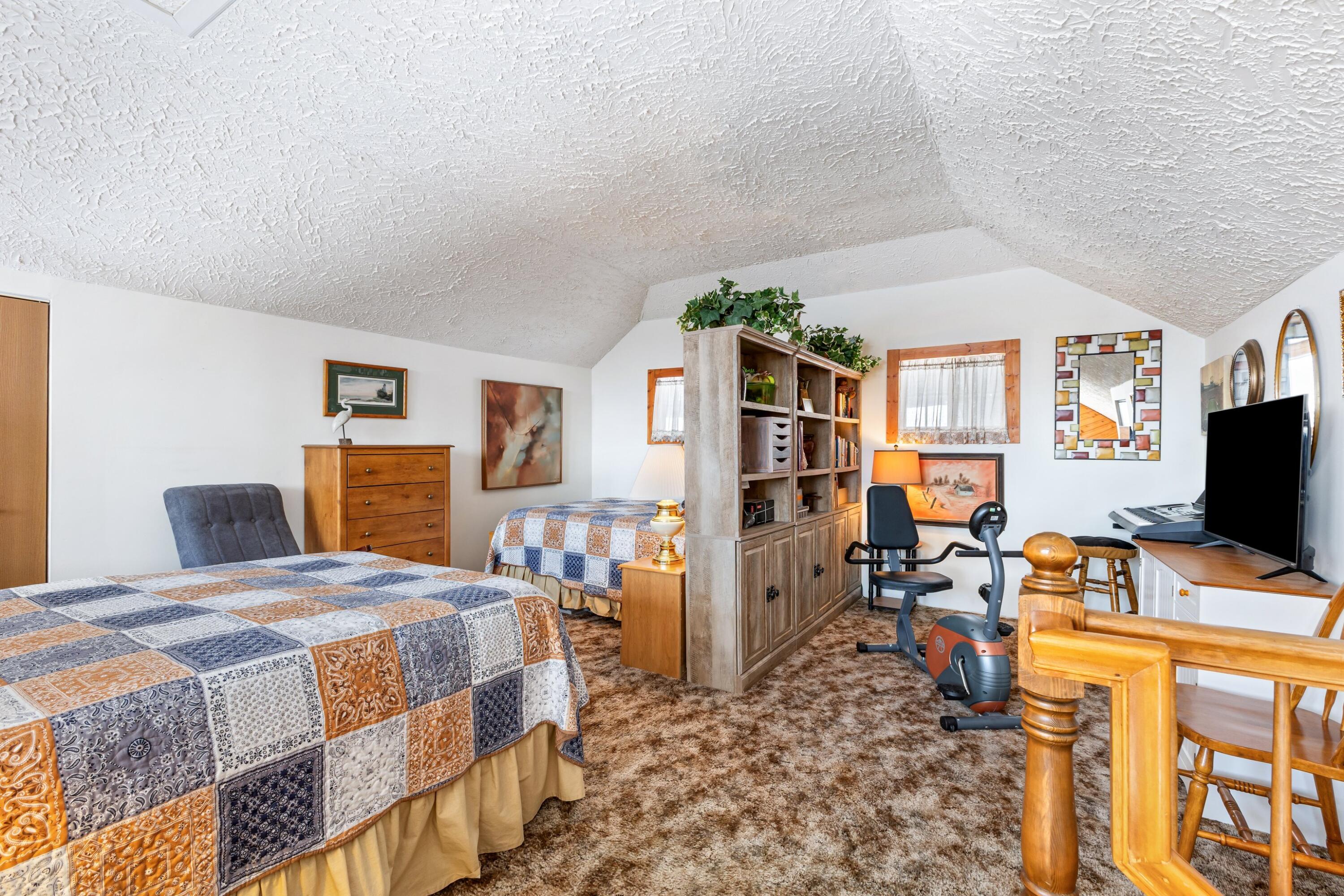 Springfield, Wisconsin, 53964, United States, 3 Bedrooms Bedrooms, ,2 BathroomsBathrooms,Residential,For Sale,2002978