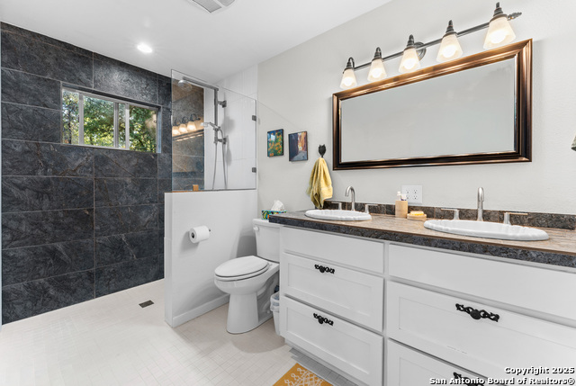 Seguin, Texas, 78155, United States, ,2 BathroomsBathrooms,Residential,For Sale,1983192