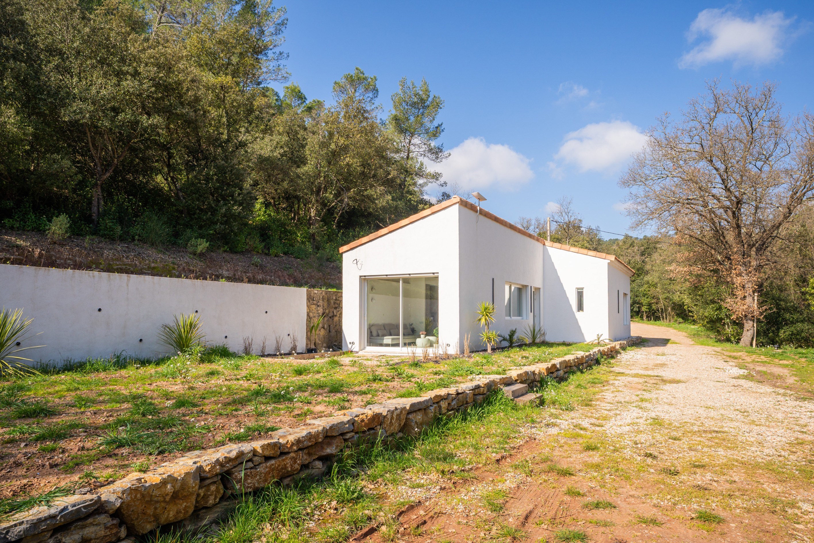  Gonfaron, Var – Renovated House on 8.5 Hectares of Land - 物件實景