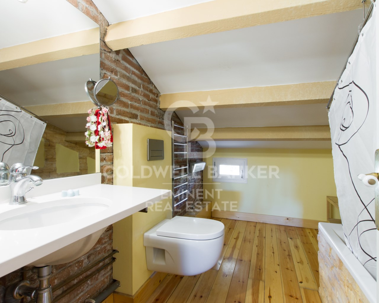 Mataró, Catalonia, ES, 6 Bedrooms Bedrooms, ,5 BathroomsBathrooms,Residential,For Sale,2000993