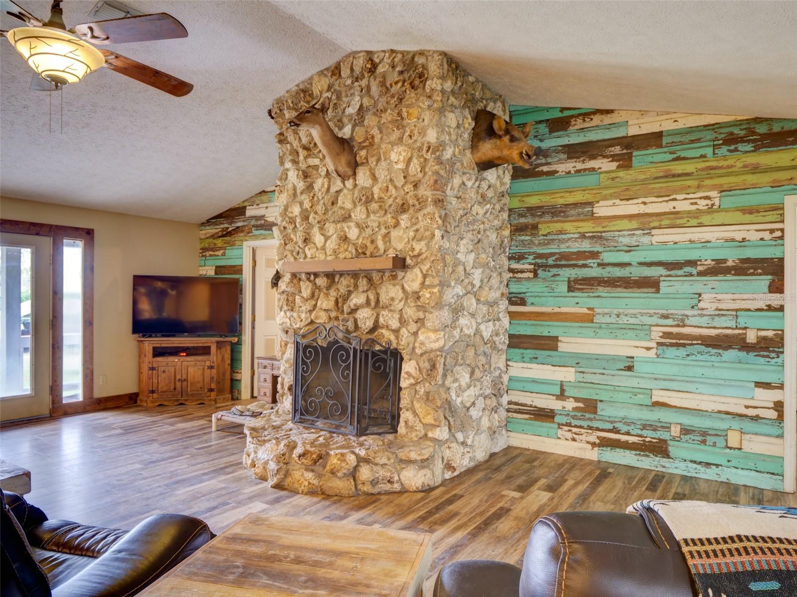 Wildwood, Florida, 34785, United States, 3 Bedrooms Bedrooms, ,2 BathroomsBathrooms,Residential,For Sale,2002543