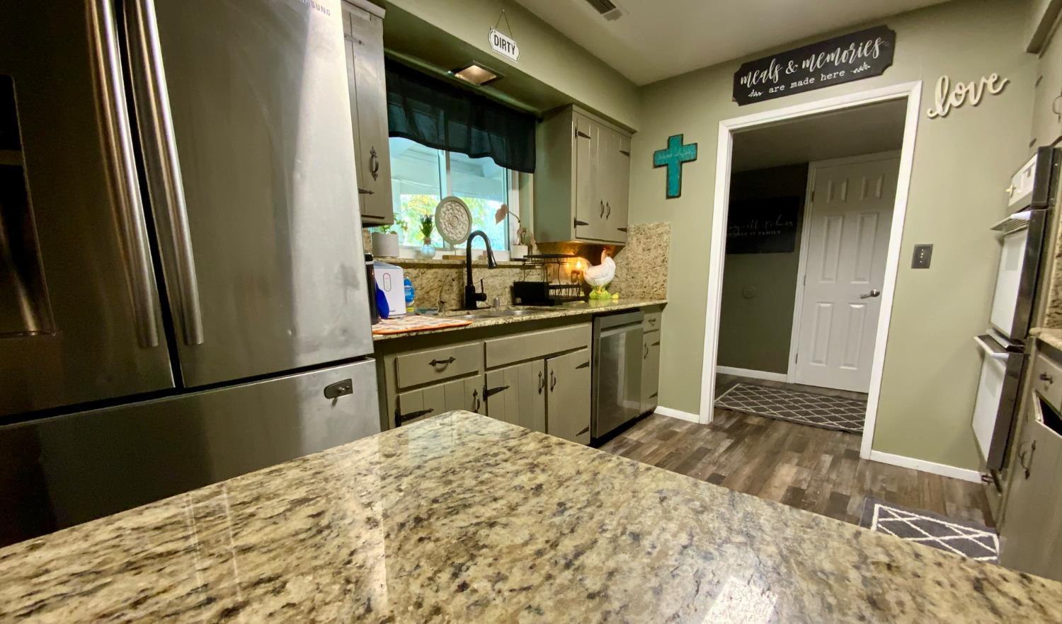 Oakhurst, California, 93644, United States, 7 Bedrooms Bedrooms, ,4 BathroomsBathrooms,Residential,For Sale,2005555