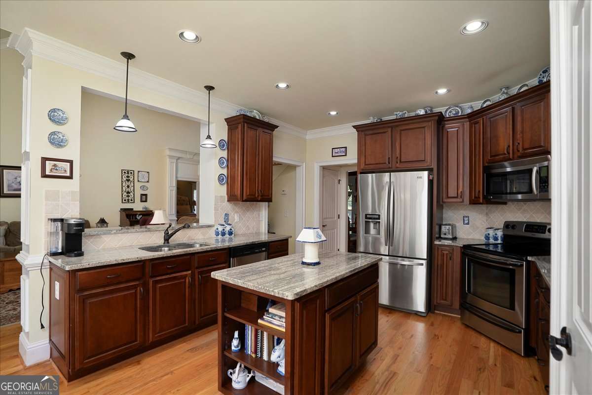 Winder, Georgia, 30680, United States, 5 Bedrooms Bedrooms, ,4 BathroomsBathrooms,Residential,For Sale,1837840