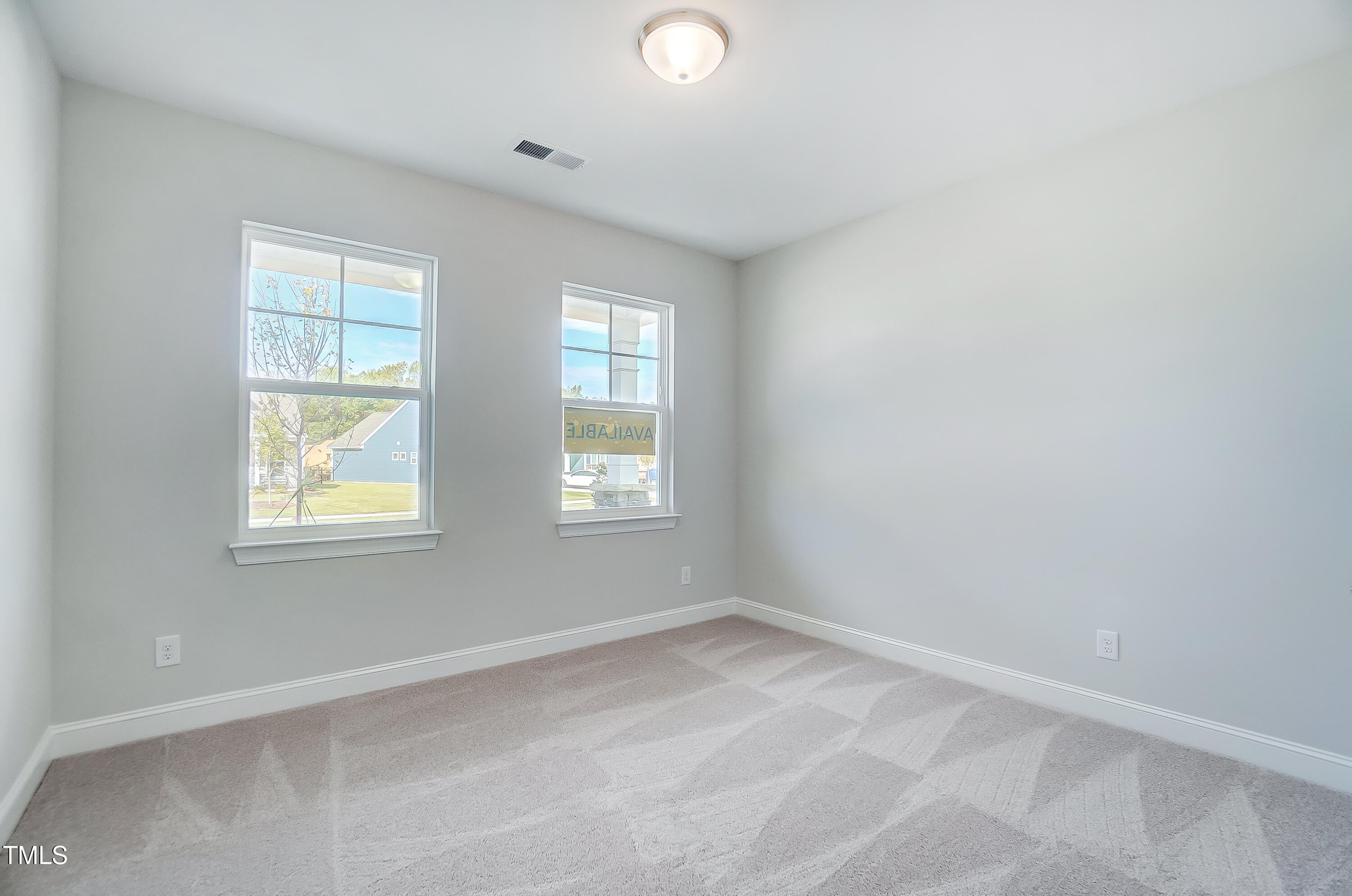 Hillsborough, North Carolina, 27278, United States, 2 Bedrooms Bedrooms, ,2 BathroomsBathrooms,Residential,For Sale,1919502