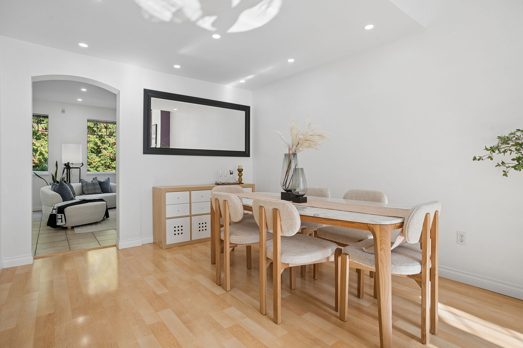  Bright Corner Townhome - 物件實景