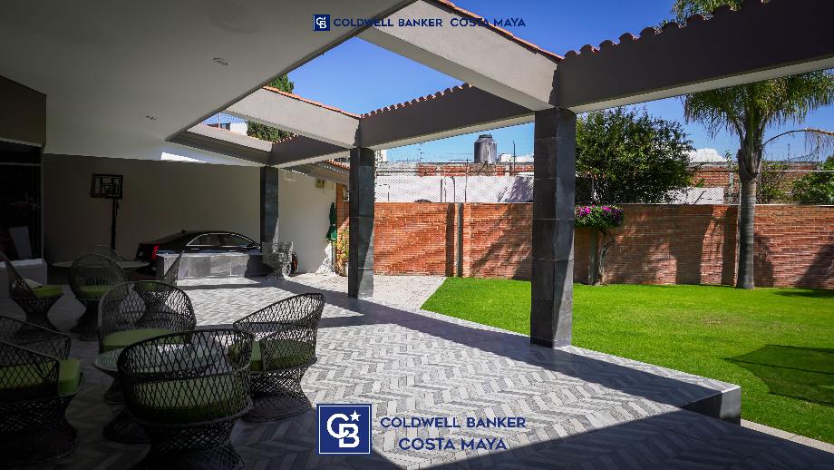 Privada Emiliano Zapata, Puebla, Puebla, 72190, Mexico, 5 Bedrooms Bedrooms, ,7 BathroomsBathrooms,Residential,For Sale,Privada Emiliano Zapata,1625472