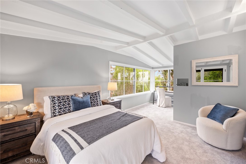 Sierra Madre, California, 91024, United States, 5 Bedrooms Bedrooms, ,2 BathroomsBathrooms,Residential,For Sale,1777104