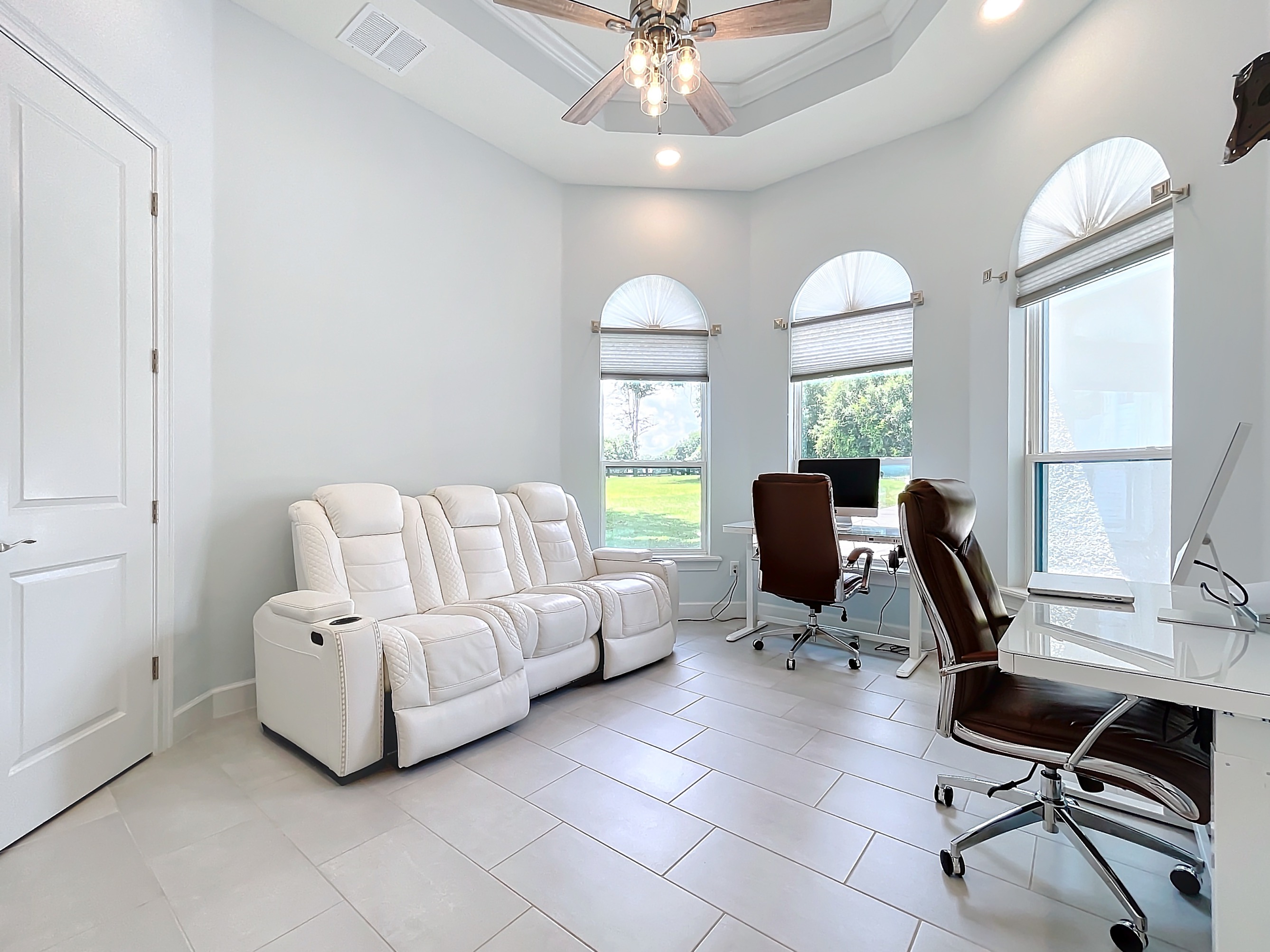 Clermont, Florida, 34715, United States, 5 Bedrooms Bedrooms, ,4 BathroomsBathrooms,Residential,For Sale,2008846