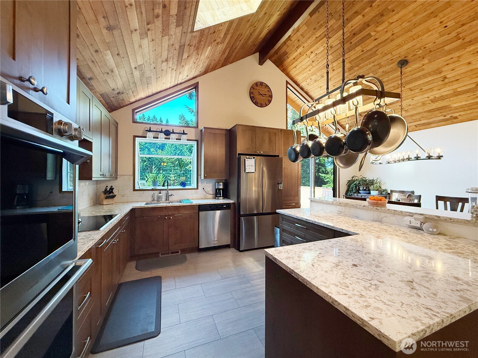Edmonds, Washington, 98026, United States, 4 Bedrooms Bedrooms, ,2 BathroomsBathrooms,Residential,For Sale,1923504