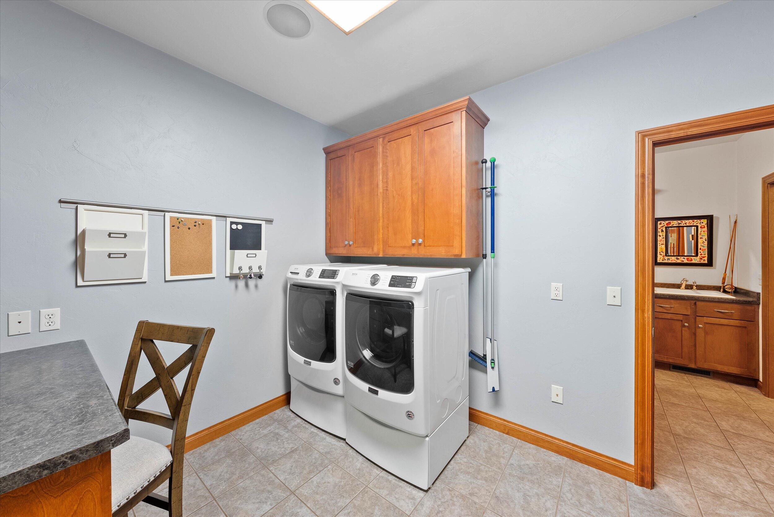 West Bend, Wisconsin, 53095, United States, 4 Bedrooms Bedrooms, ,4 BathroomsBathrooms,Residential,For Sale,1847652