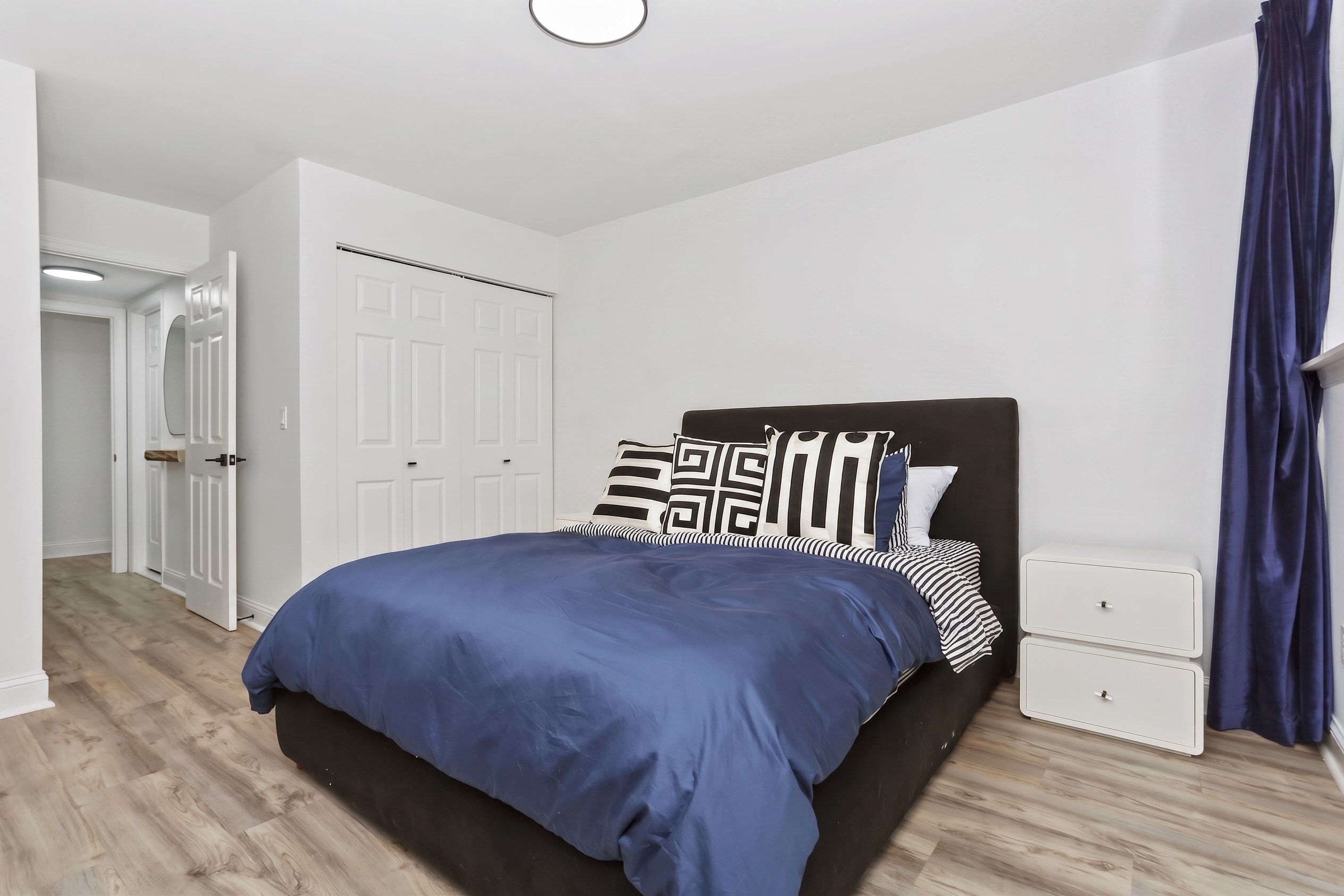  Experience Quiet Sophistication in this End Unit Condo - 物件實景