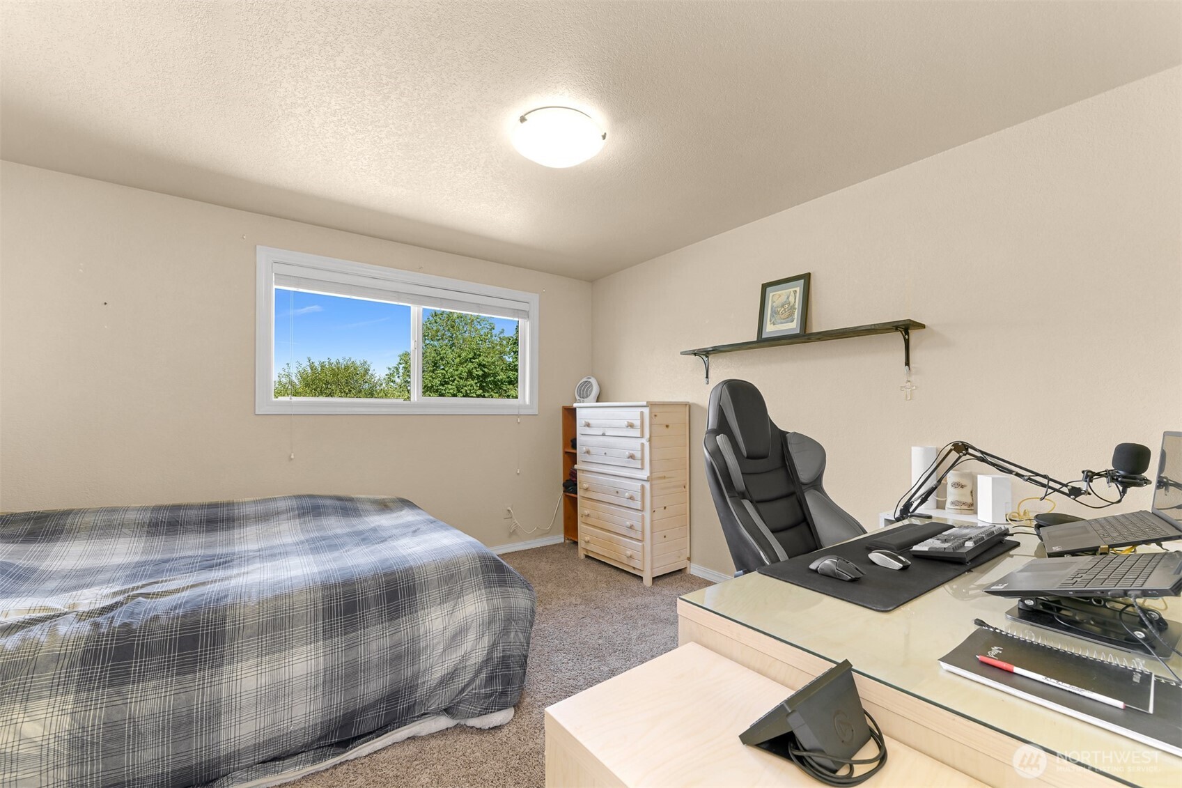 Ferndale, Washington, 98248, United States, 4 Bedrooms Bedrooms, ,3 BathroomsBathrooms,Residential,For Sale,1901183