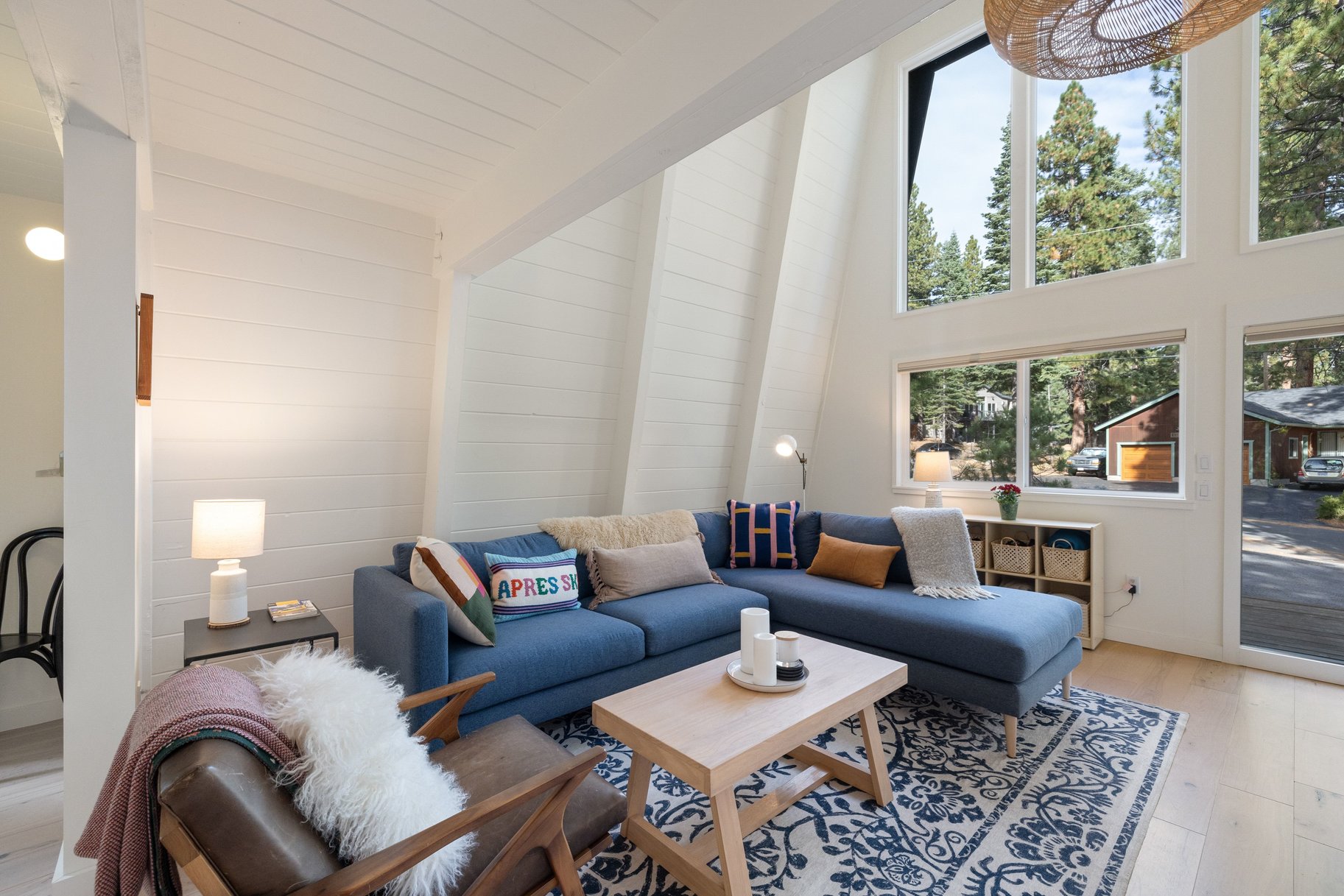  Modern Mountain Retreat Backing to Forest Service Land - 物件實景