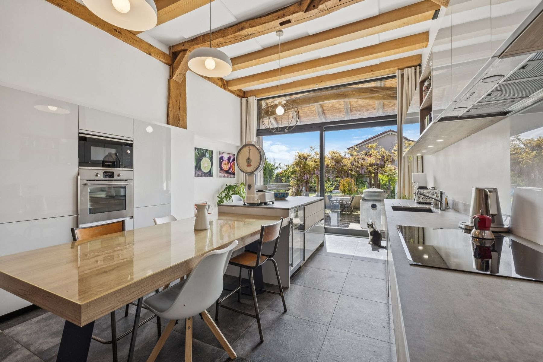  Very charming single-storey village house with potential - 物件實景