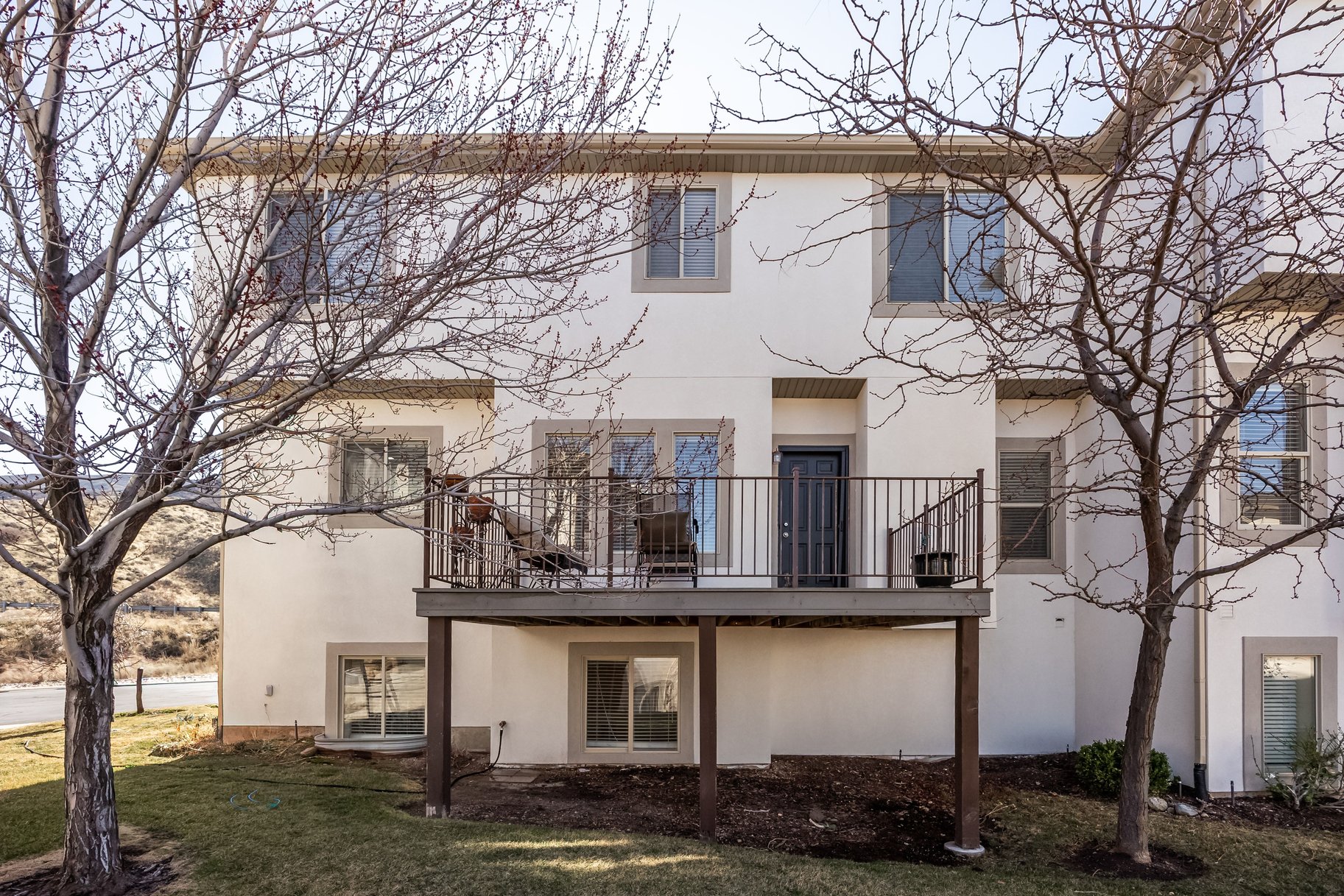  Large Townhouse With Both Mountain and Valley Views - 物件實景
