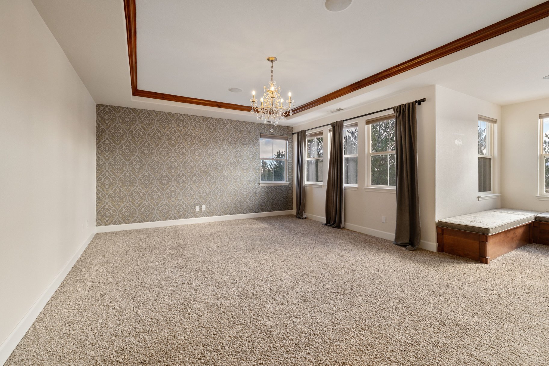  Spacious Retreat with Panoramic Views in a Premiere Gated Community - 物件實景