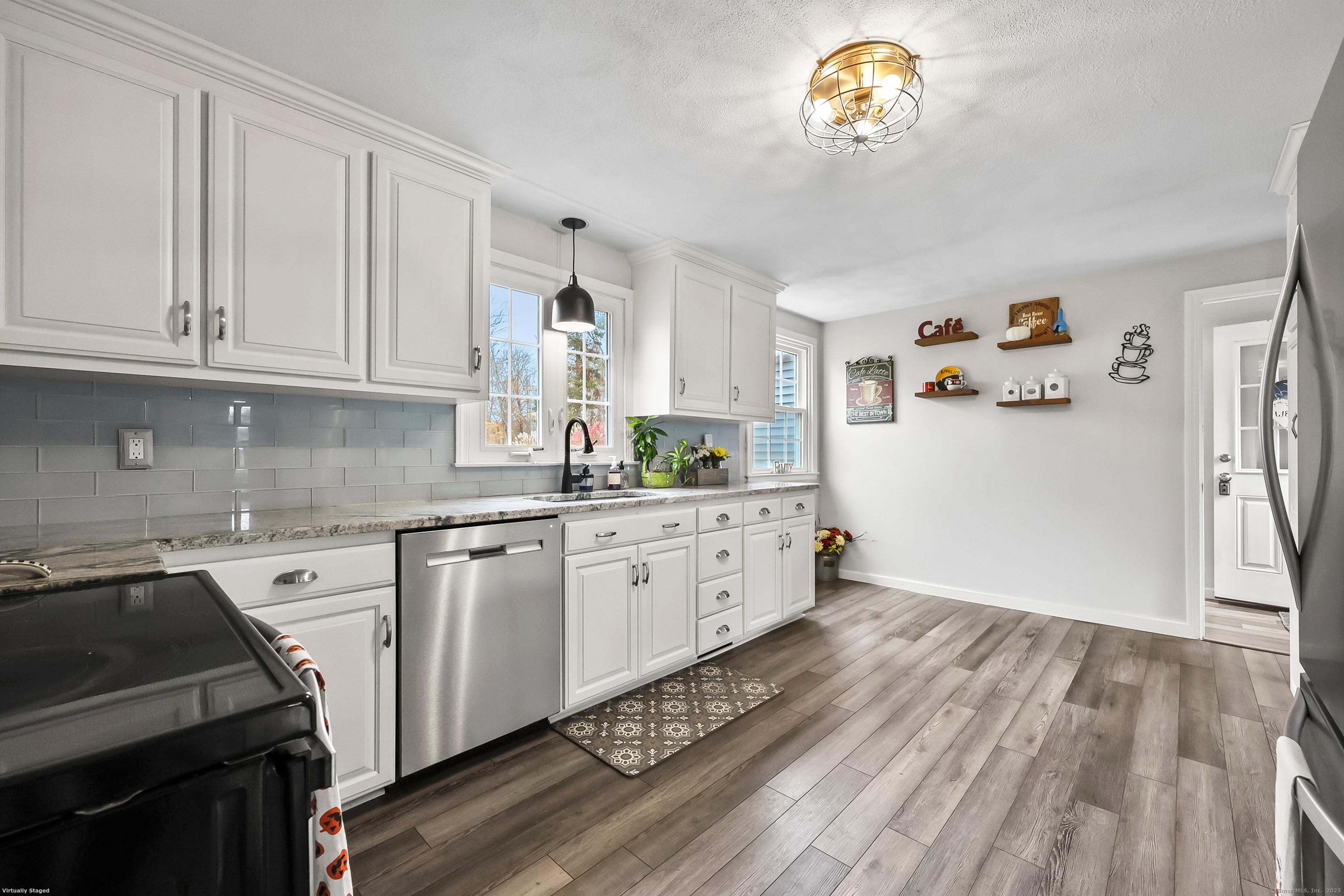 Hebron, Connecticut, 06248, United States, 3 Bedrooms Bedrooms, ,2 BathroomsBathrooms,Residential,For Sale,1987080