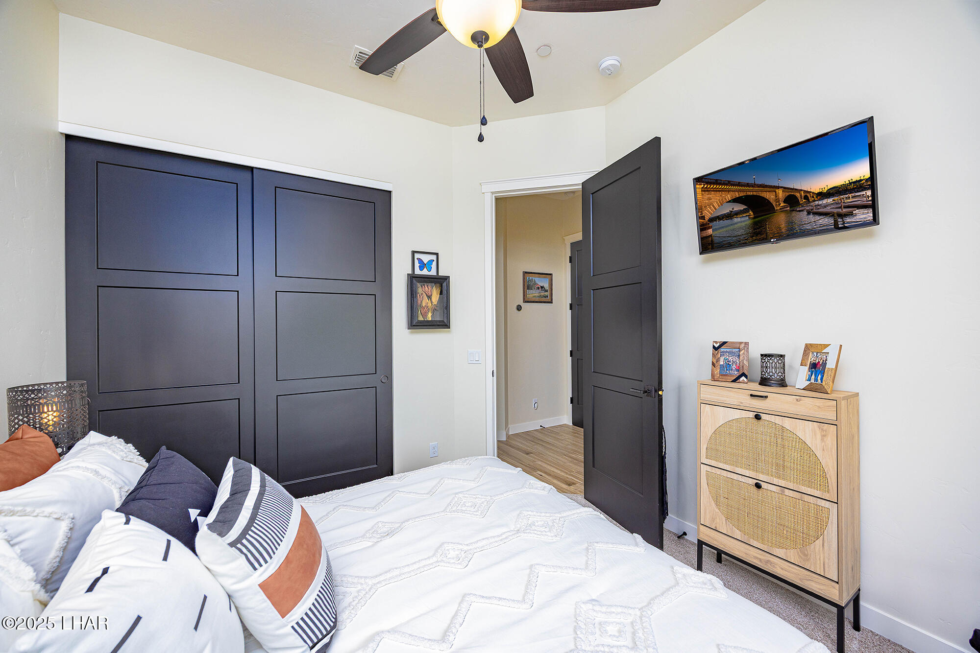 Lake Havasu City, Arizona, 86406, United States, 3 Bedrooms Bedrooms, ,1 BathroomBathrooms,Residential,For Sale,1998325