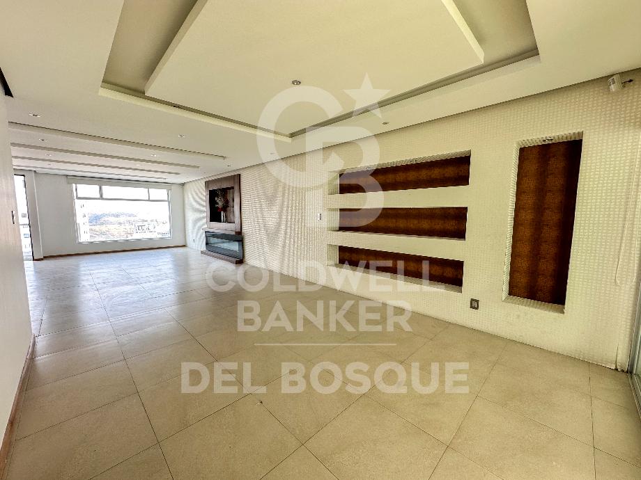 General Miguel Miram?n, Naucalpan de Juárez, Estado de méxico, 53126, Mexico, 6 Bedrooms Bedrooms, ,4 BathroomsBathrooms,Residential,For Sale,General Miguel Miram?n,1621577