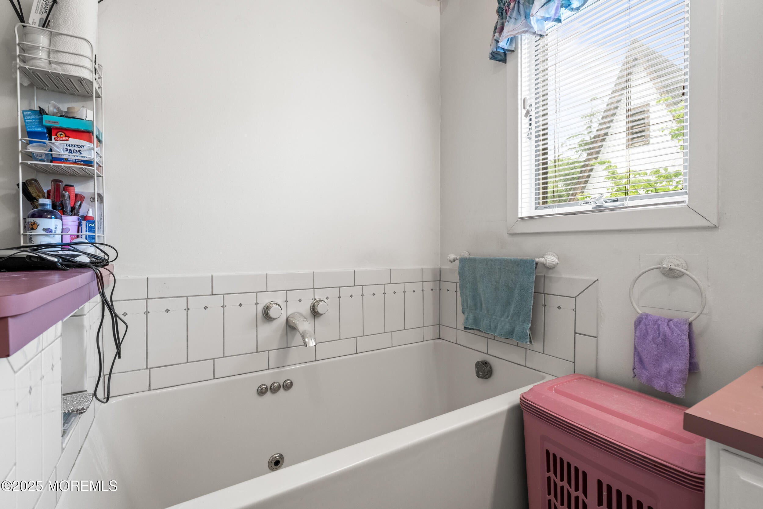 Allenhurst, New Jersey, 07711, United States, 6 Bedrooms Bedrooms, ,4 BathroomsBathrooms,Residential,For Sale,1977688