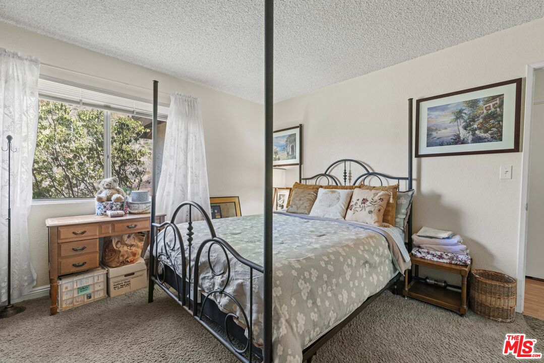 Acton, California, 93510, United States, 4 Bedrooms Bedrooms, ,3 BathroomsBathrooms,Residential,For Sale,1897411