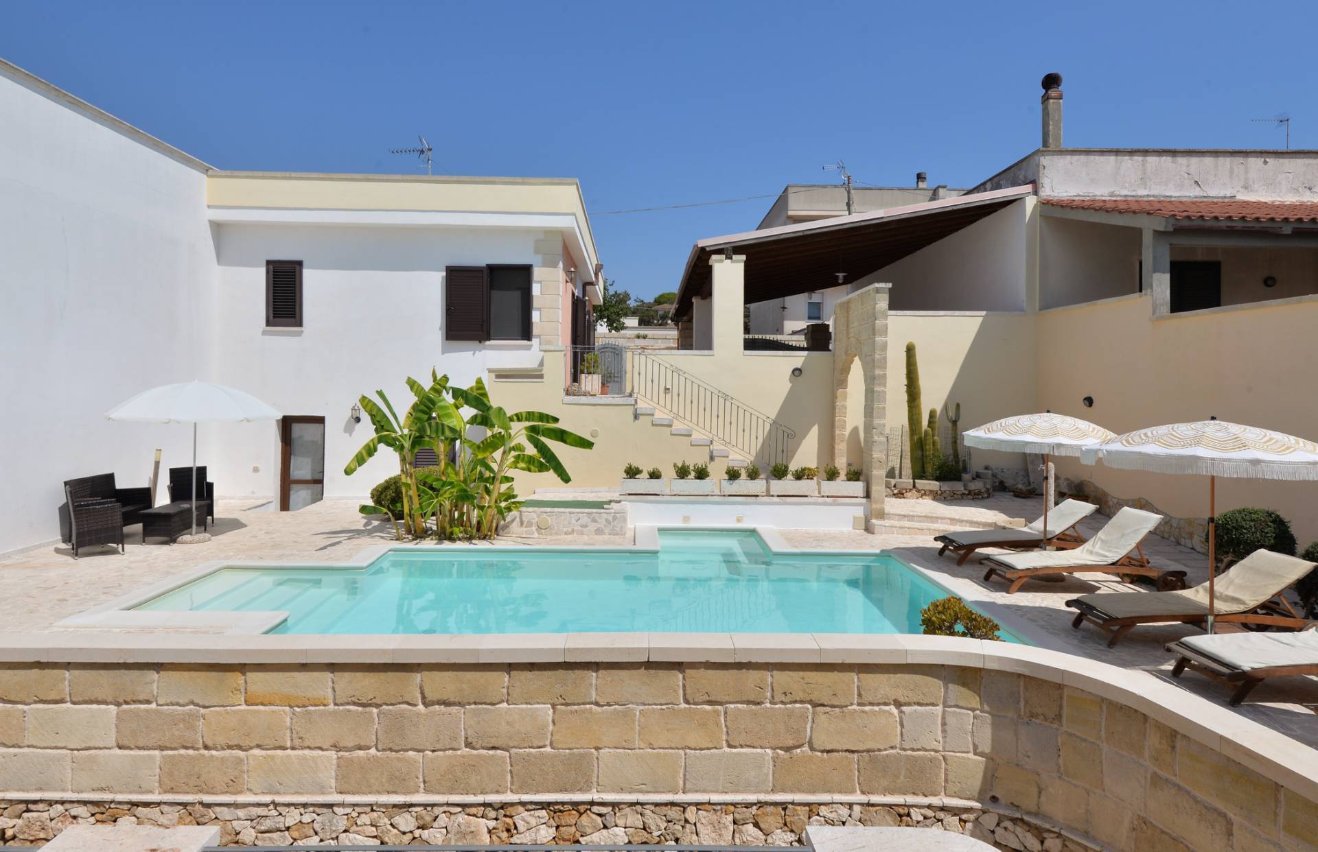 Via Aldo Moro, Giurdignano, Lecce, 73020, IT, 11 Bedrooms Bedrooms, ,11 BathroomsBathrooms,Residential,For Sale,Via Aldo Moro,1576238